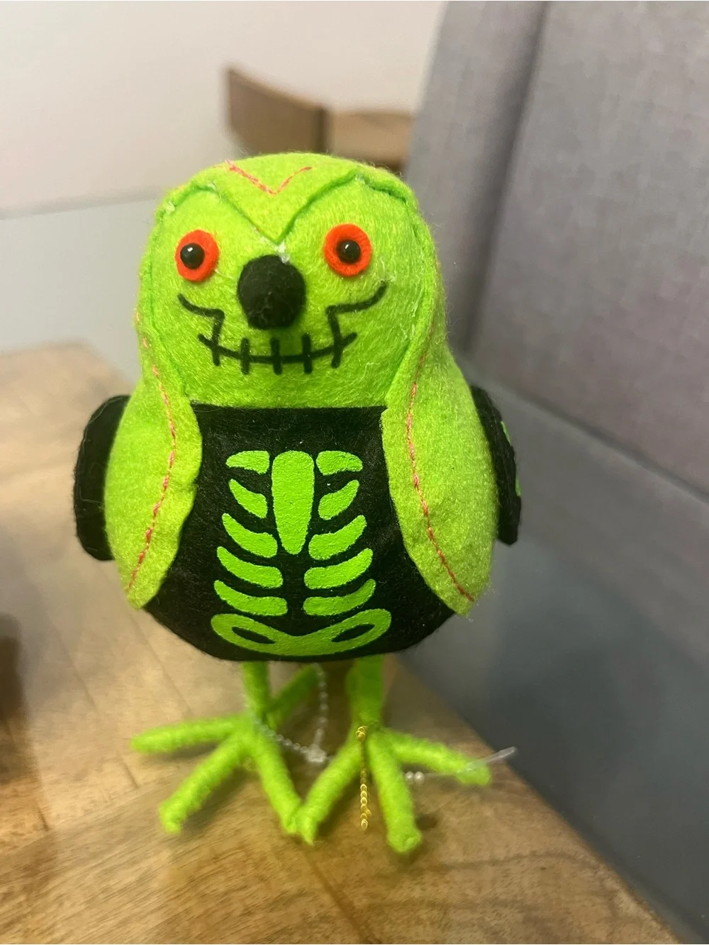 Hyde & EEK! Boutique Featherly Friends 'X-Ray' Felt Bird 2024